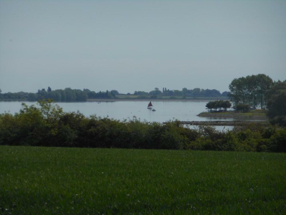 Grafham Water Lodge Екстер'єр фото