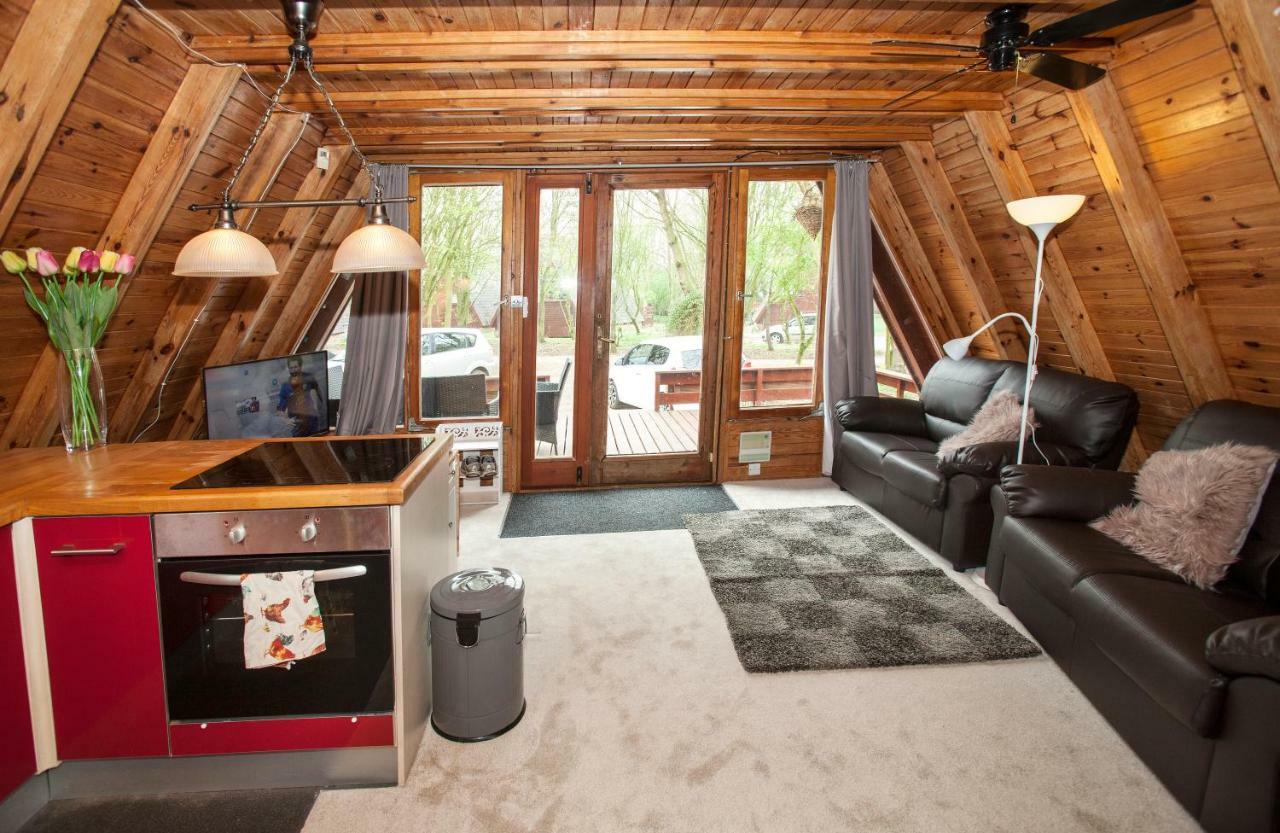 Grafham Water Lodge Екстер'єр фото